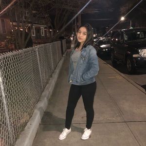 Meet your Posher, Emelyn